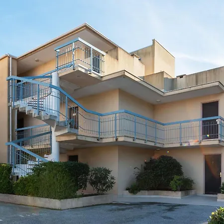 Le Palazzo Del Mar-14 By Interhome