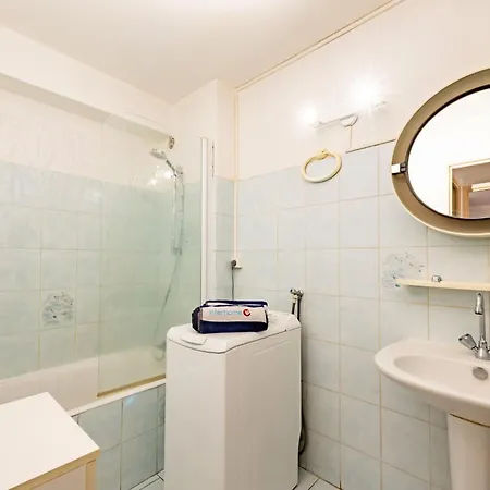 Le Palazzo Del Mar-14 By Interhome